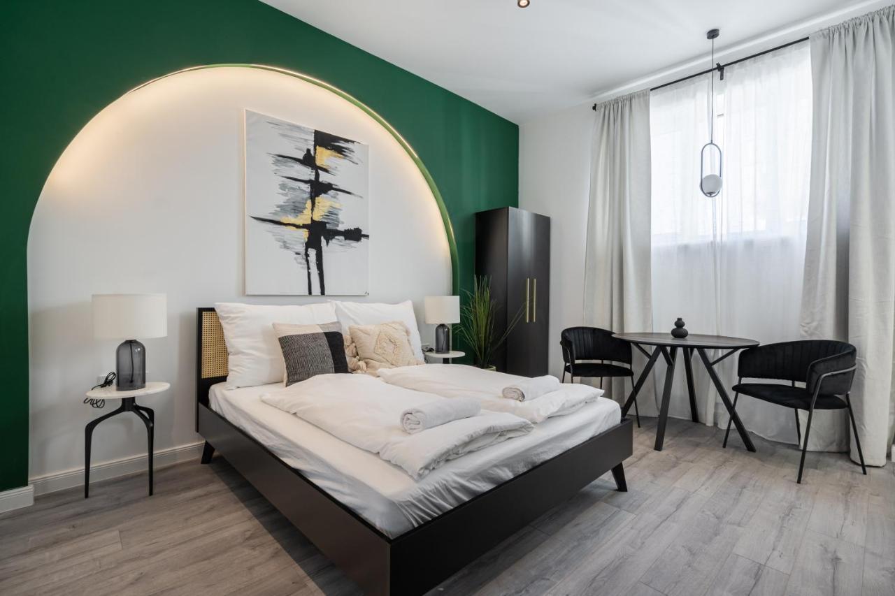 R6 - Boutique Apartments, Best Location By Bqa Budapest Kültér fotó