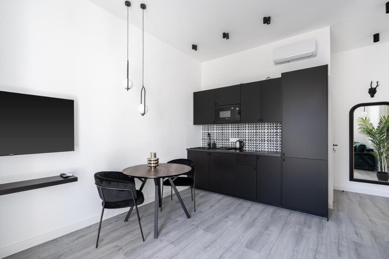R6 - Boutique Apartments, Best Location By Bqa Budapest Kültér fotó