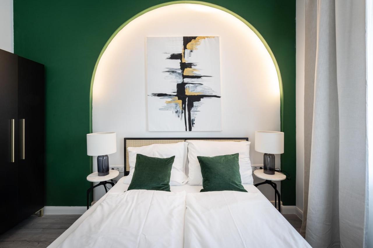 R6 - Boutique Apartments, Best Location By Bqa Budapest Kültér fotó