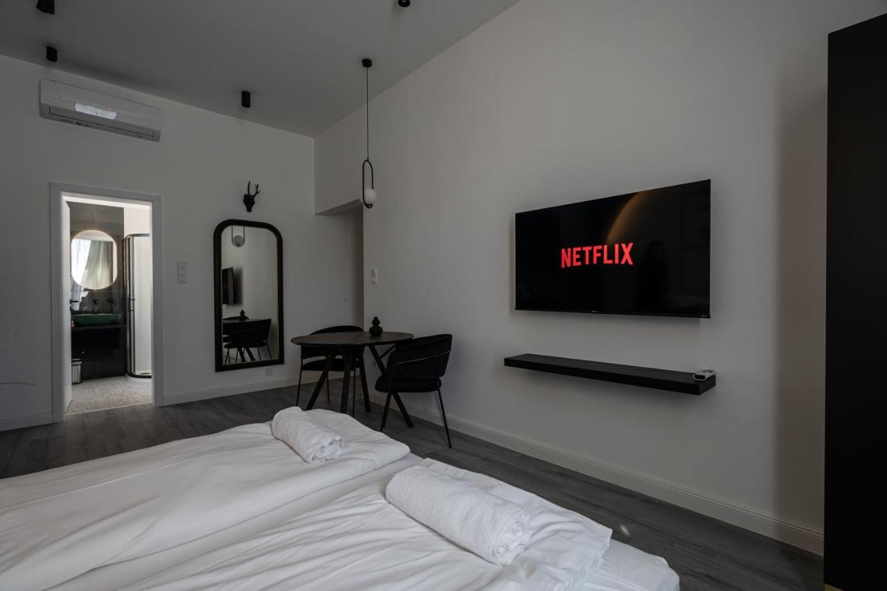 R6 - Boutique Apartments, Best Location By Bqa Budapest Kültér fotó